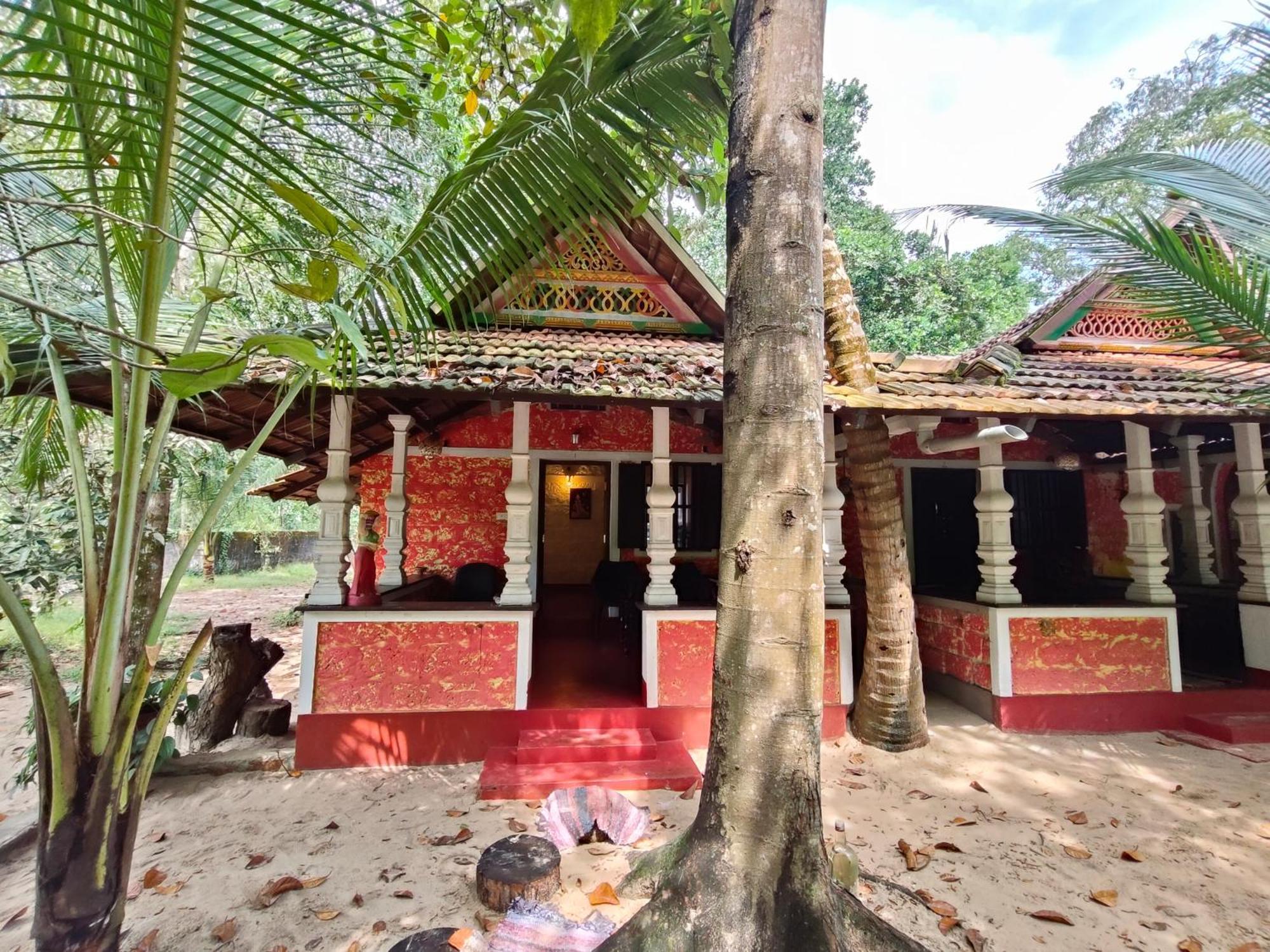 Abba Marari Beach Villas & Homestay Mararikulam Alappuzha Room photo