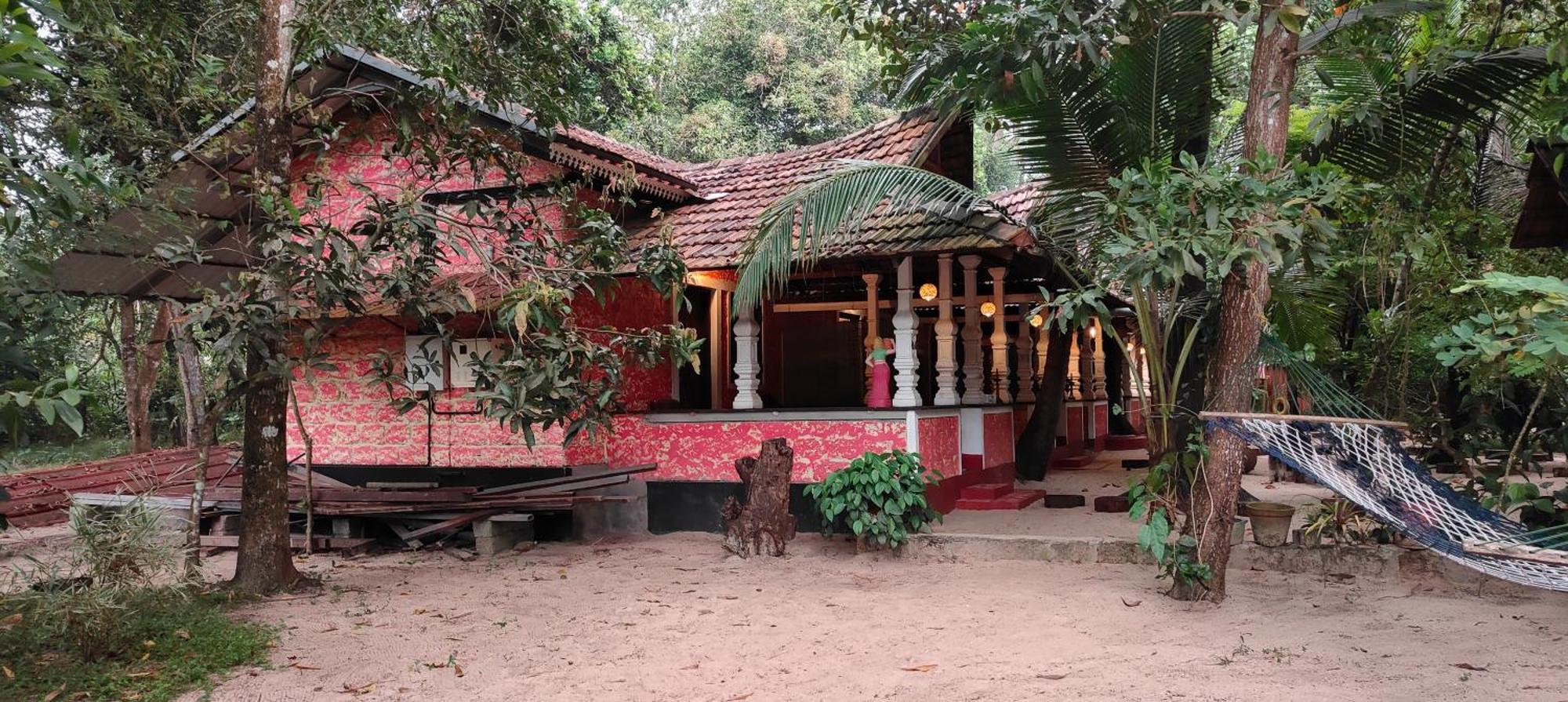 Abba Marari Beach Villas & Homestay Mararikulam Alappuzha Exterior photo